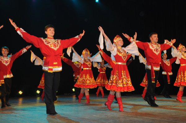 Народные танцы