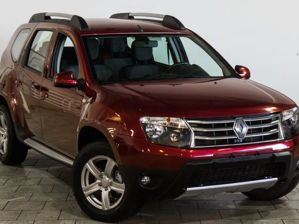 Renault Duster 2014 красный