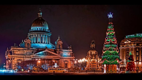 Исаакиевский собор елка