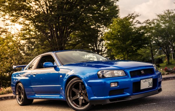 Nissan Skyline gt-r 34