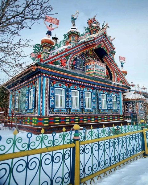 Резной дворец Алексея Михайловича