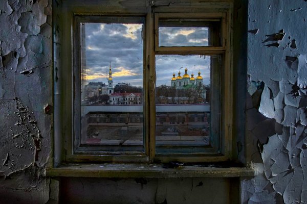 Старое окно