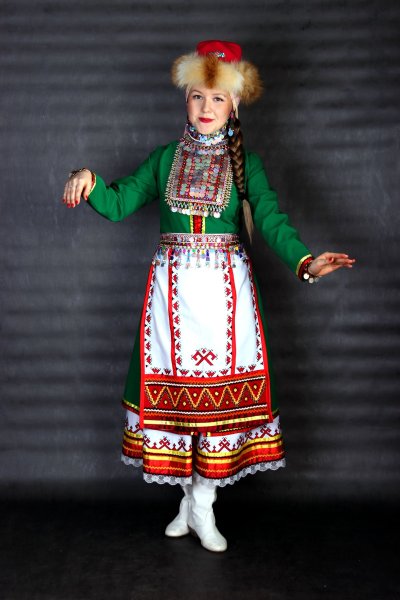 Марийский национальный костюм луговых Мари