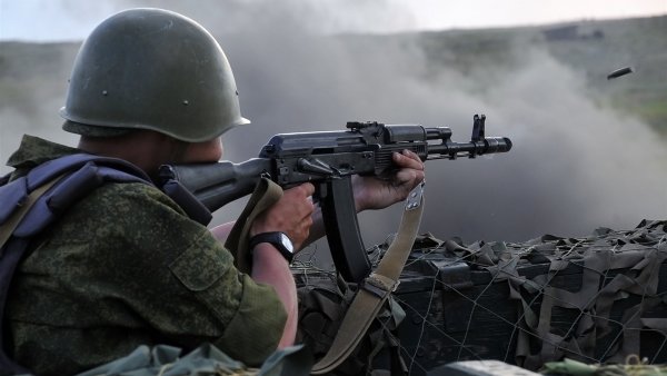 Солдат РФ С ак74м