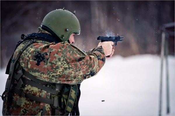 Бойцы ОМСН