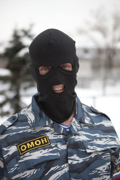 ОМОН В масках