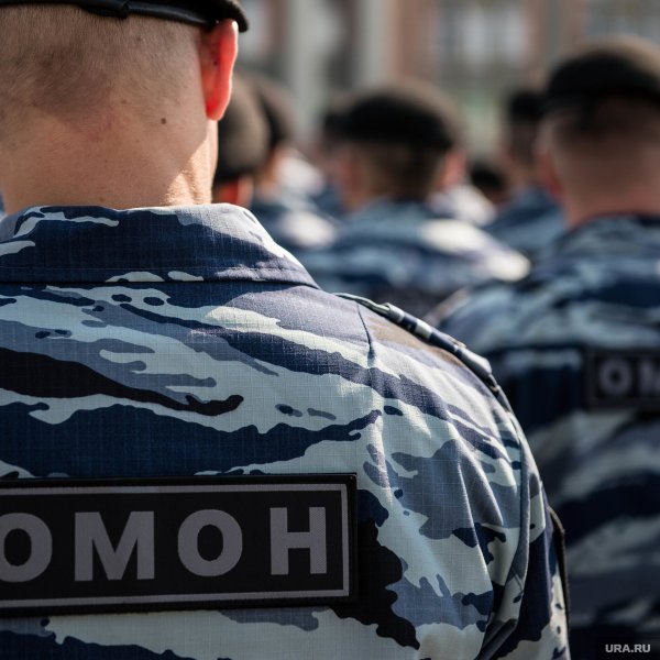 Полицейский ОМОН