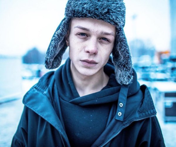 Актёр Глеб Калюжный