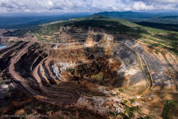 Бакальские карьеры Бакал