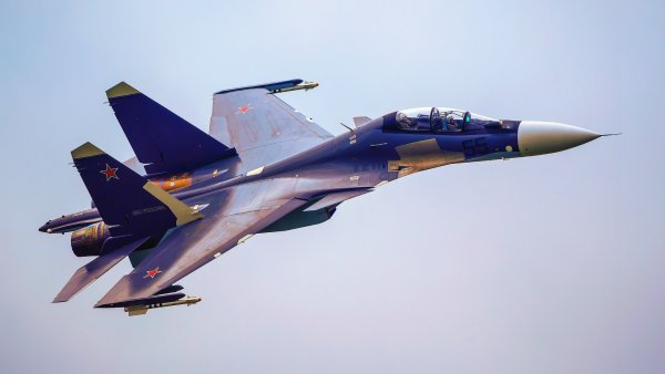 Истребитель Су-30см