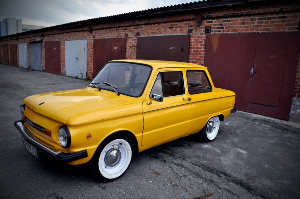 ЗАЗ 968м желтый
