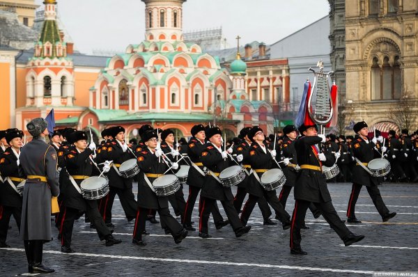 Церемониальный марш