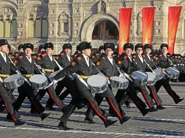 Торжественный марш