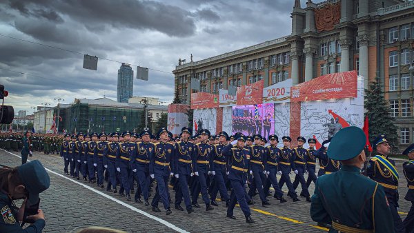 Торжественный марш 7 ноября