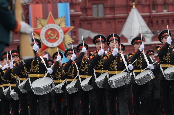 Торжественный марш