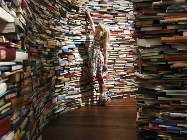 Много книг