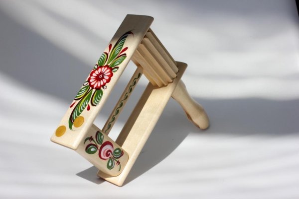 Трещётка русский народный инструмент