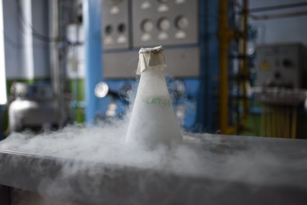 Жидкий и газообразный азот