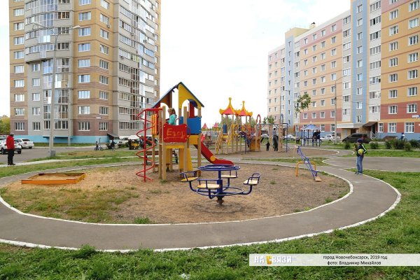 Памятник материнству в Новочебоксарске