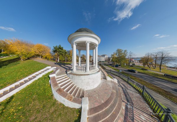 Беседка Островского в Костроме