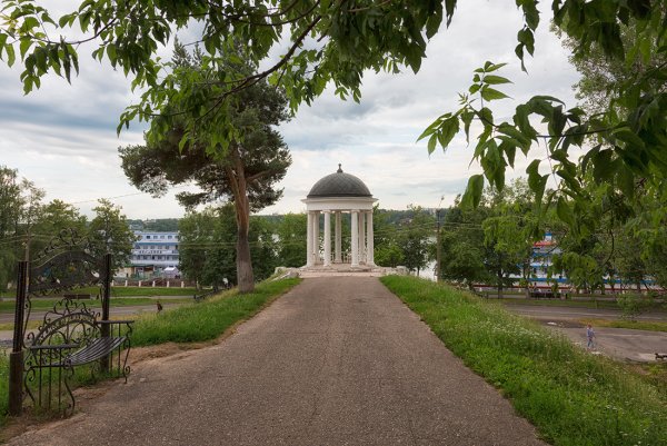 Беседка Островского 1860 Кострома