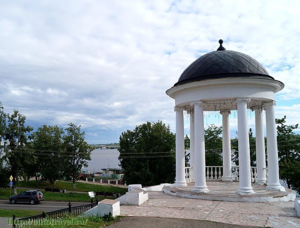 Достопримечательности Костромы беседка Островского