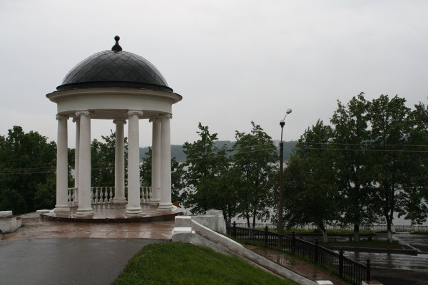 Беседка Островского в Костроме
