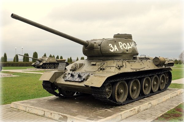 Танк т-34-85