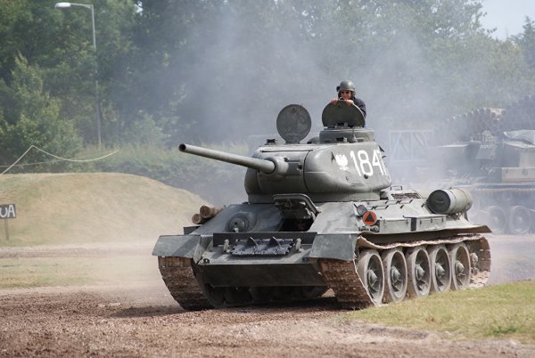 Танк т 34 85 вооружение