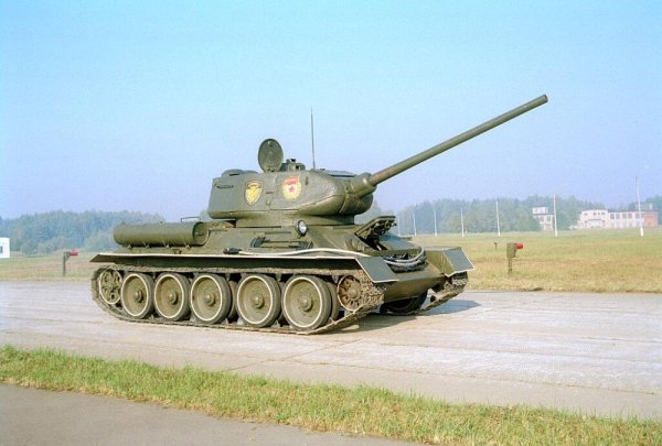 Т 34 85 командирская башенка