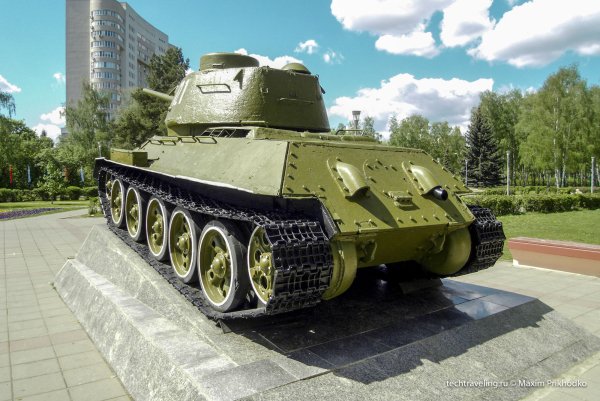 Средний танк т-34-85