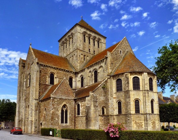 Романский стиль в архитектуре собор