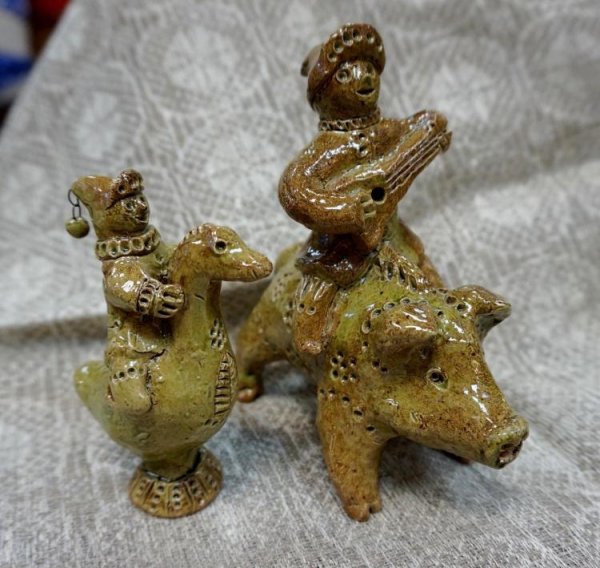 Петровская глиняная игрушка Кострома