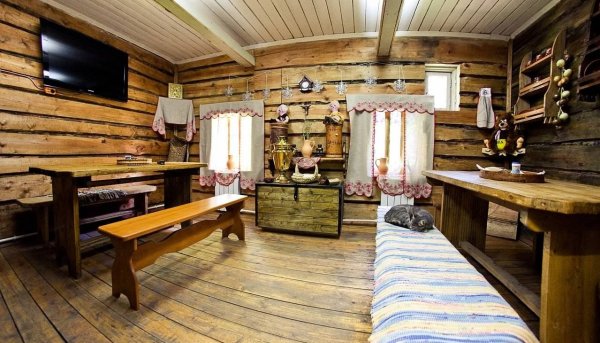 Светлица в русской избе