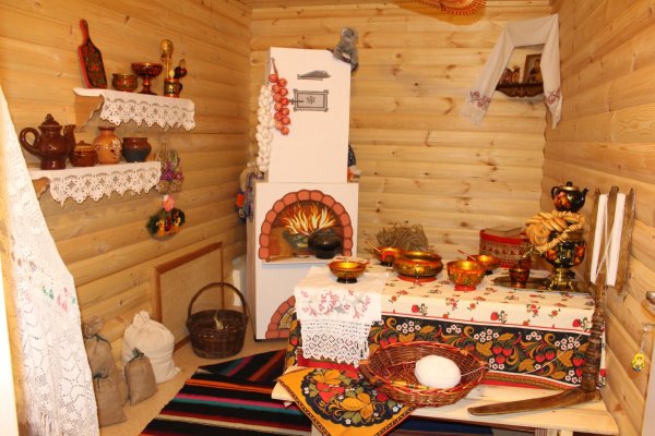 Русская изба Горница