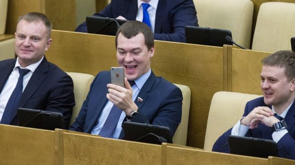 Депутаты России