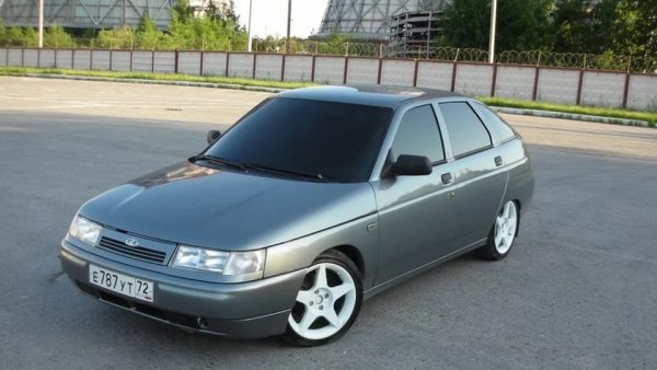 ВАЗ 2112 серая