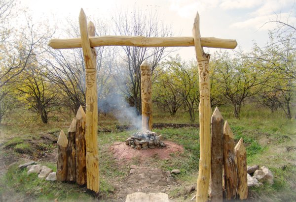 Языческие храмы капища
