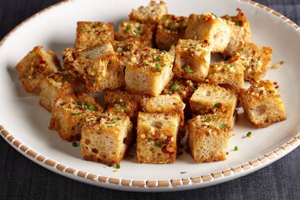 Кручоны сухари с чечноком