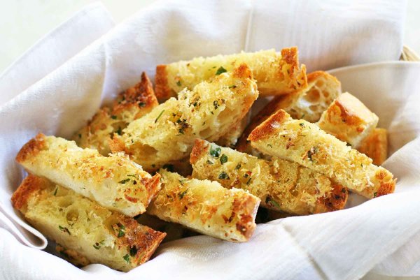 Крутоны с сыром