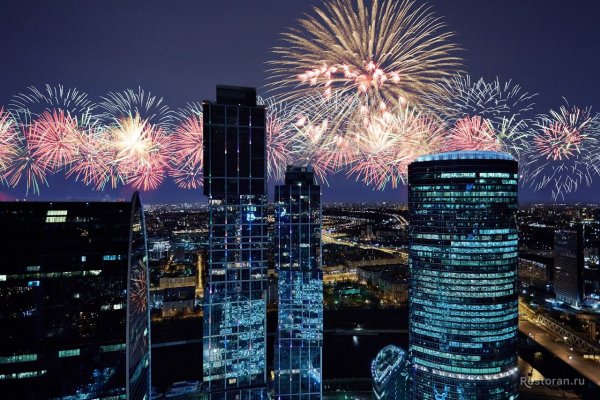 Салют со смотровой площадки Москва Сити