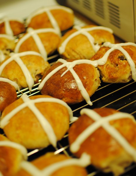Булочки hot Cross buns