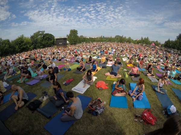 Международный день йоги (International Yoga Day)