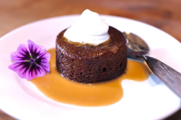 День ирисового пудинга