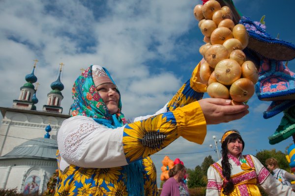 Фестиваль лука в Лухе