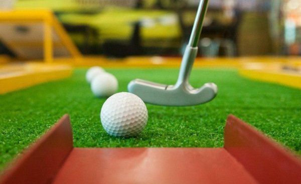 Турнир по мини гольфу для детей