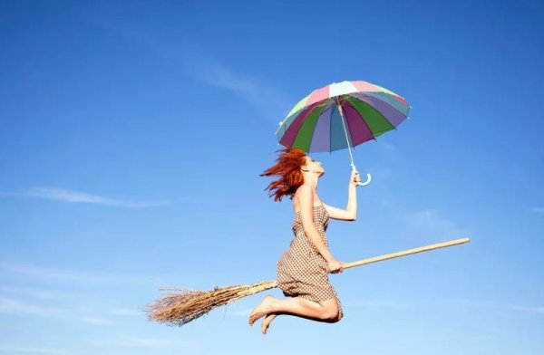 Полет на метле фото