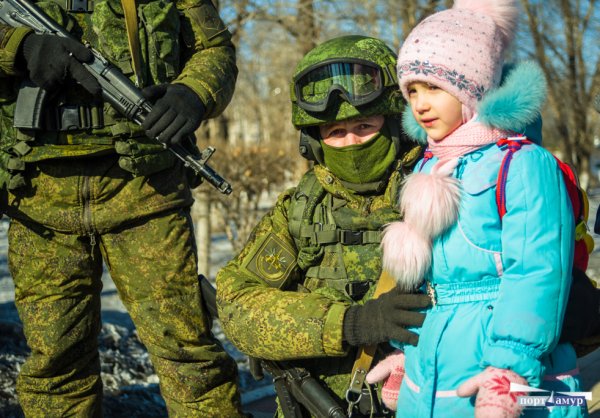 Вежливые люди праздник