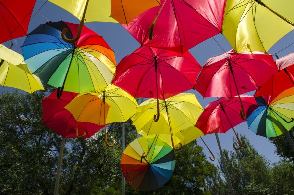 Картинки на День разноцветных зонтов (48 фото)