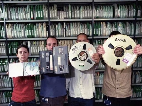 Аудиовизуальные архивы